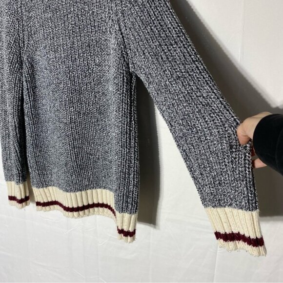 SOLD-DKR Cottage Collection Grey Cream Red Knit Crew Neck Cabin Sweater M - Picture 13 of 15